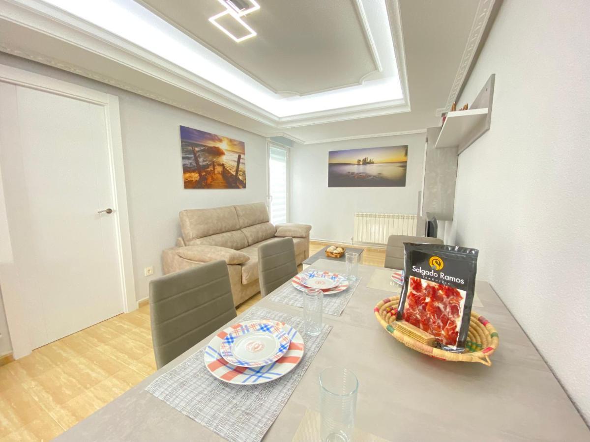 Vivienda En Pleno Centro! Calle Doctrinos 3 Salamanca Exteriör bild