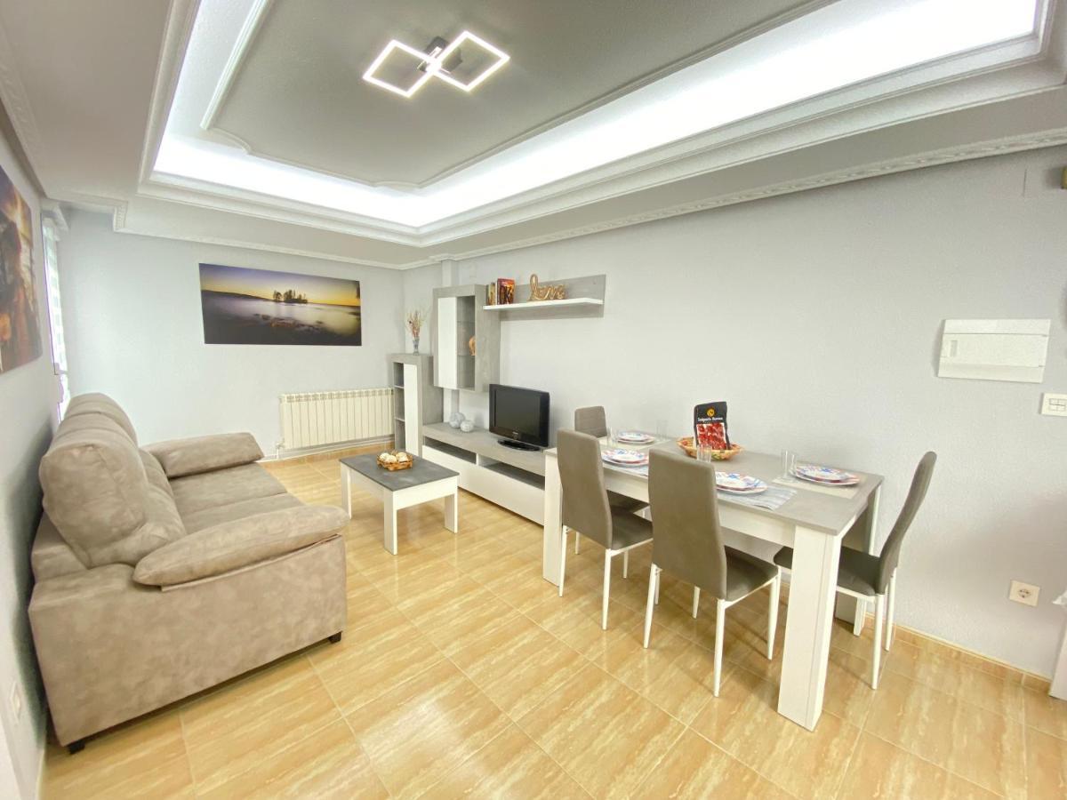 Vivienda En Pleno Centro! Calle Doctrinos 3 Salamanca Exteriör bild